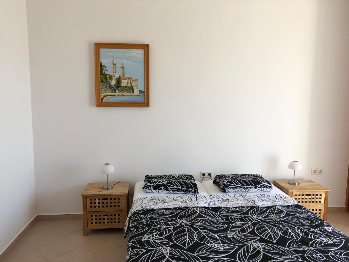Apartments Delfini Sveti Filip i Jakov Extérieur photo